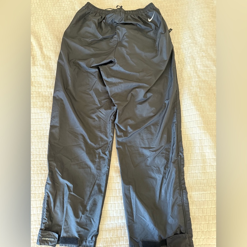 Nike Women’s Black Clima Fit Wind Rain Athletic Sweatpants Zip Leg - Picture 2 of 9